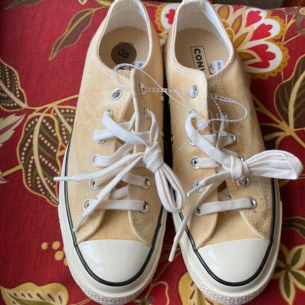 New Chuck Taylor Converse Low Top Shoes